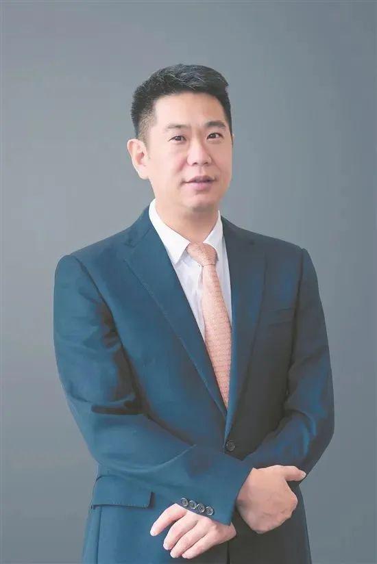 风云闽商 | 陈全炼：积极响应“闽商回归”工程，创新踏浪而行-1.jpg