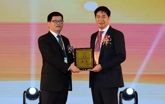 风云闽商 | 陈全炼：积极响应“闽商回归”工程，创新踏浪而行-5.jpg