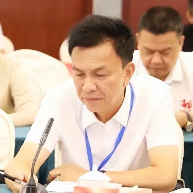 140位企业家共交流 | 福建省百强民营企业走进龙岩交流座谈会在龙岩召开-7.jpg