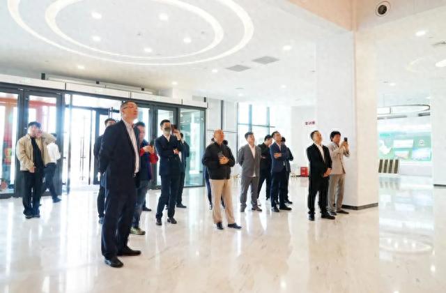 商社连线 | 全球闽商高质量发展大会暨黑龙江省福建总商会第五届换届庆典大会成功举办-24.jpg