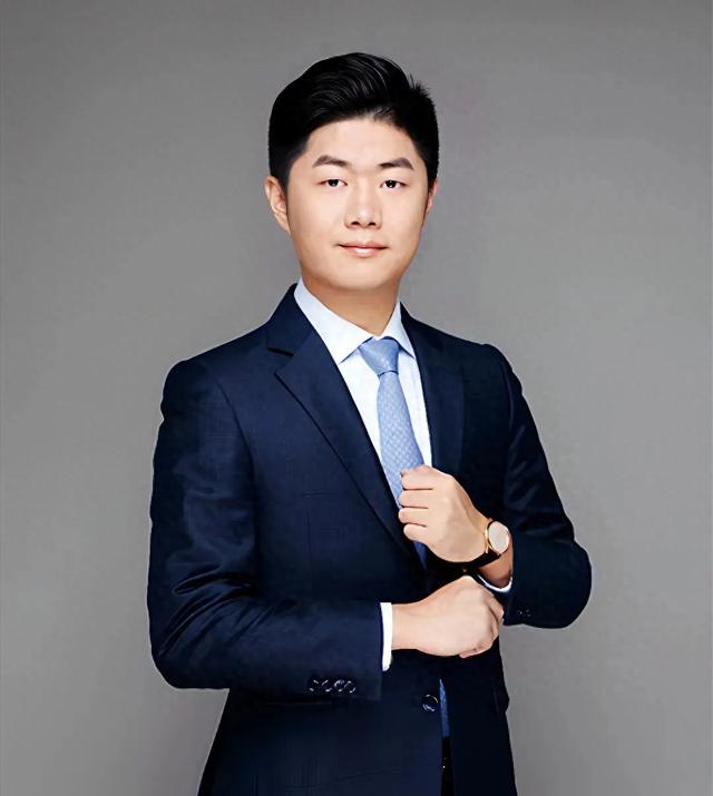 “新时代闽商精神”大家谈 | 王书传：重智、崇实、创新，勇敢拥抱新技术、新变革-1.jpg