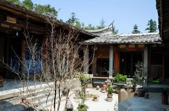 8 个年轻人在福建深山隐居，不愁钱还想生育儿女。-20.jpg